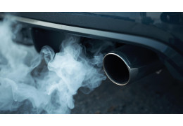 Biały dym z rury wydechowej i jego przyczyny